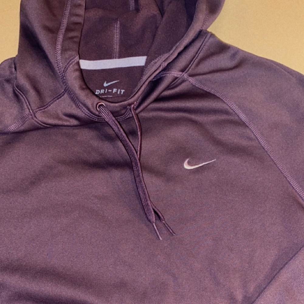 Rose Therma Fit Nike Sweatshirt